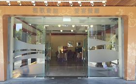Ya Go River Lodge Taipei